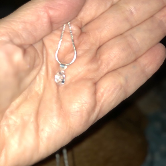 NWT Beautifully crafted Oblong Diamond simulant - Picture 4 of 10